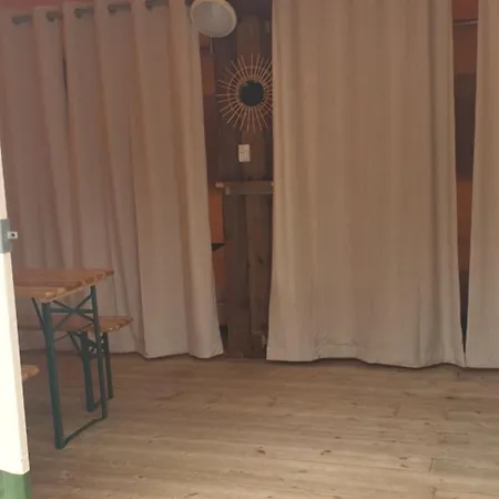 Gerendaház Insolite Vue Sur Le Ciel Etoile , Cuisine, Salle D Eau, 2 , Proche Du Zoo De La Palmyre Les Mathes