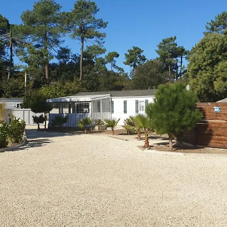 Insolite Vue Sur Le Ciel Etoile , Cuisine, Salle D Eau, 2 , Proche Du Zoo De La Palmyre Gerendaház *