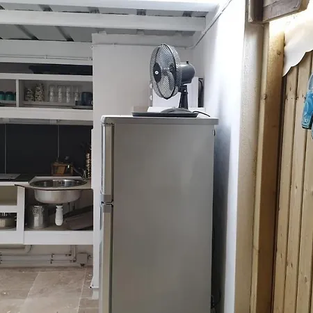 ロッジ Insolite Vue Sur Le Ciel Etoile , Cuisine, Salle D Eau, 2 , Proche Du Zoo De La Palmyre